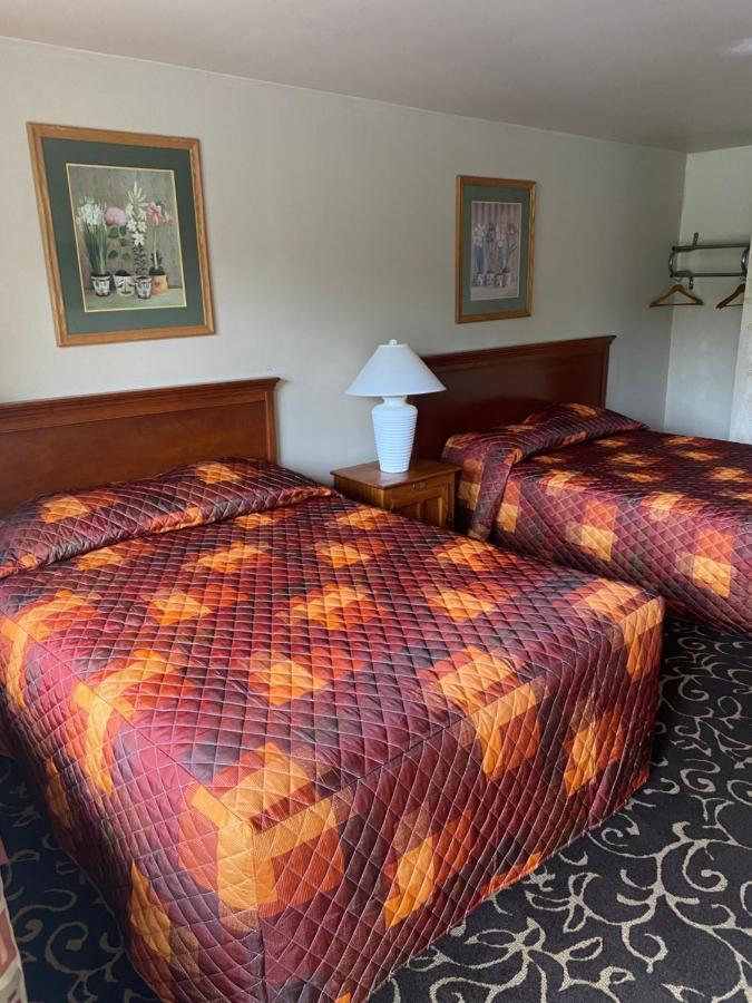 Malibu Inn Lake Delton Εξωτερικό φωτογραφία