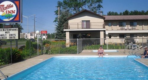 Malibu Inn Lake Delton Εξωτερικό φωτογραφία