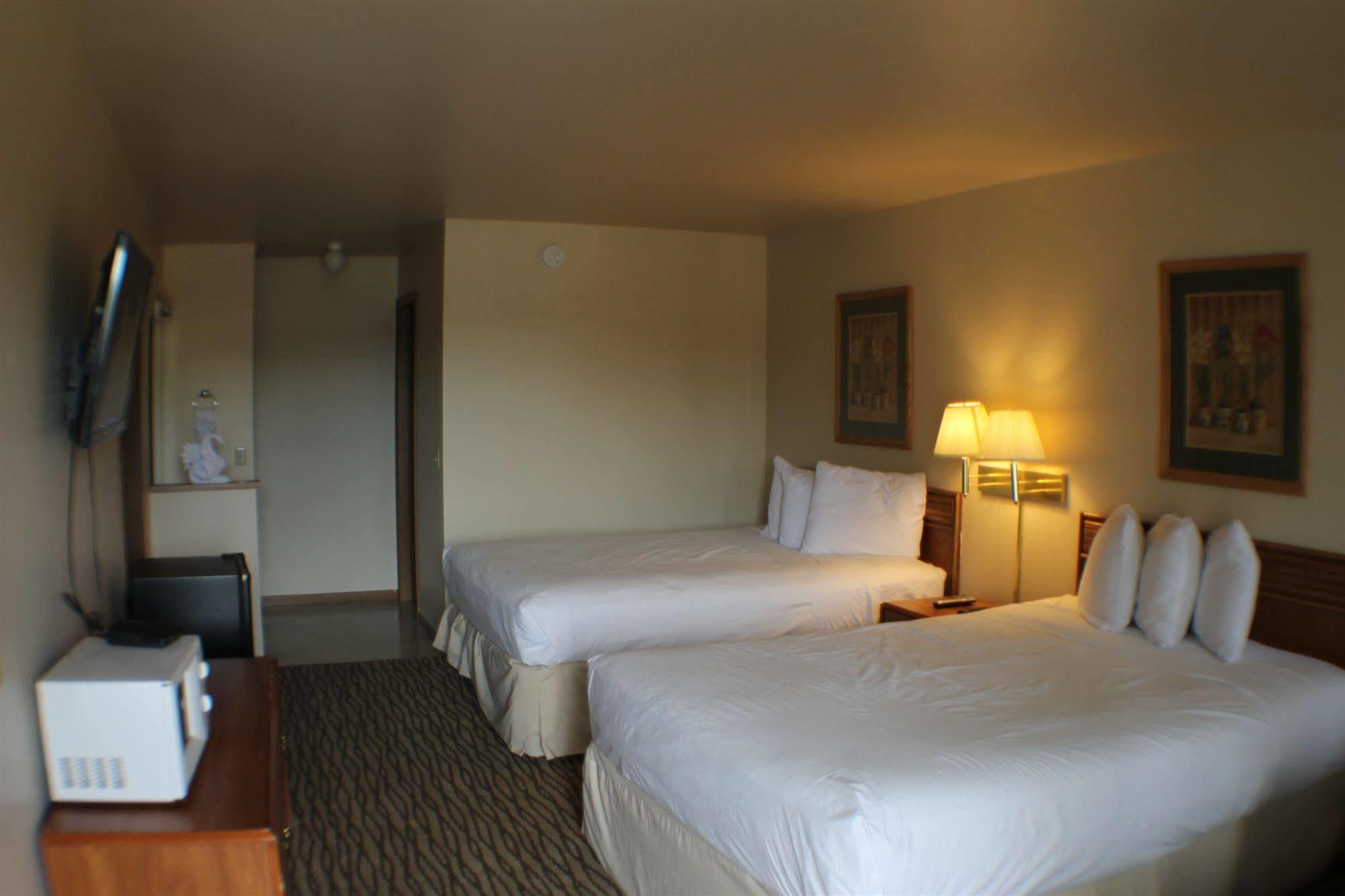 Malibu Inn Lake Delton Εξωτερικό φωτογραφία