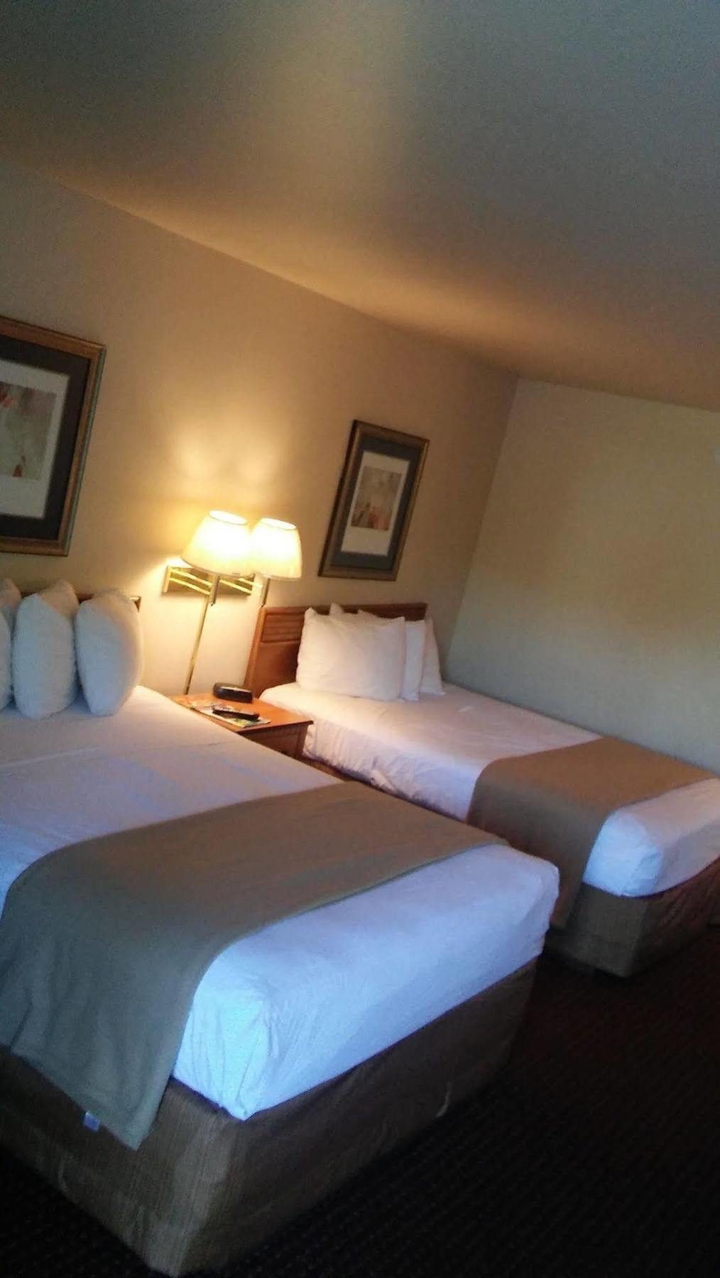 Malibu Inn Lake Delton Εξωτερικό φωτογραφία